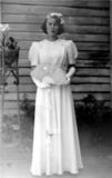 Mum Debut aged 18
