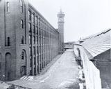 1913