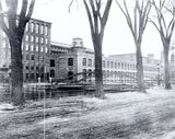 1913