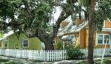 Kenwood Neighborhood 