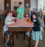 Vidabeths 90th party-5.jpg