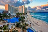 CANCUN STRIP SUNSET_6146.jpg