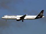 A321-211 (2P2F) D-AEUC 