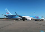 B737-800 C-FLWK 