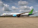 B789 VN-A818 