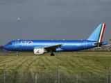 A320 EI-DTN 