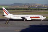 B737-800 EC-HBL 