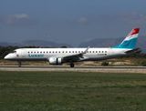 EMB 195 D-AJHW