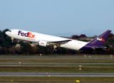 B767-300F N110FE