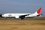 B777-200 JA-8979 