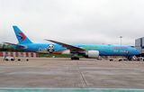 Boeing 777-300 B-2002