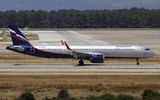 RA-73704 (AYT 04-07-24) FBFB.jpg