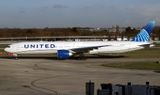Boeing 777-300(ER) N2749U 