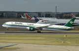 B787-10 HZ-AR32
