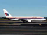 B767-200 N612UA