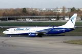 B737-800(WL) YR-BML
