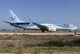 B737-800 D-AHLK