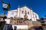 Igreja da Misericrdia de <br>Santa Maria da Feira, <br>dependncias anexas, <br>escadaria e chafariz 