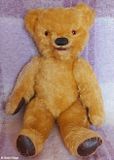 Vintage bear with mouth open