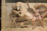 Istanbul Archaeological Museum Alexander Sarcophagus Hunting scene short side 4027.jpg