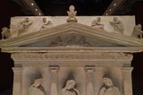 Istanbul Archaeological Museum Sarcophagus of the mourning women border short side 4062.jpg
