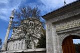 Istanbul Ayazma Mosque entrance to courtyard at SW side 3397.jpg