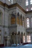 Istanbul Nuruosmaniye Mosque interior 4638.jpg