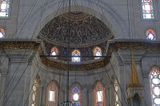 Istanbul Nuruosmaniye Mosque interior 4637.jpg