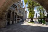 Istanbul Nuruosmaniye Mosque exterior from SE leaving southern courtyard with view of east flank of mosque 0577.jpg