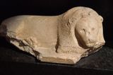 Istanbul Archaeology Museum Statue of a lion, Marble, Mid 6th C BCE Didyma 3550.jpg