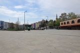 Istanbul &#220;sk&#252;dar square  near &#214;zel H&#252;rrem Sultan Hastanesi 3438.jpg