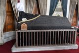 Sultan Abdul Hamid I mausoleum Interior with sanducas in 2024 5196.jpg