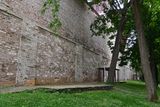 Glhane Park NW outer wall of Topkapı Saray in 2024 5249.jpg