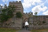 Outside walls at Top Kapı gate 5352.jpg