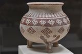 Urfa museum  Three legged bowl from Lidar Hyk - Bronze age in 2024 7482.jpg