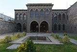 Diyarbakır Kent Mzesi First courtyard in 2024 0315.jpg