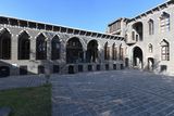 Diyarbakır Kent Mzesi Second courtyard in 2024 0320.jpg