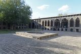 Diyarbakır Kent Mzesi Second courtyard in 2024 0329.jpg