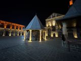 Diyarbakır Ulu Camii West and south of courtyard in 2025 1544.jpg