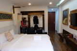 Mimosa Hotel (DSCF2176.JPG)