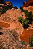 Occasional waterfall in the desert - Utah19-2-0973