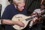 20110728 2401 Pickin it