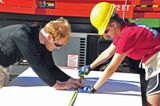Student volunteers HH16 7372