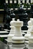 09 04 Hotel garden chess 2308