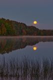 Moonset 0878.jpg