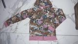 152 OILILY vest  met vlinders 17,50