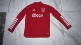 140 AJAX rood voetbalshirt met lange mouw 17,50