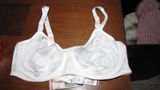 85b ANITA *nieuw* voeding BH creme  22,50