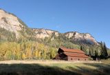 0T5A3025 Hwy 550 Barn.jpg