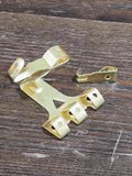 Hangers M B133983.JPG